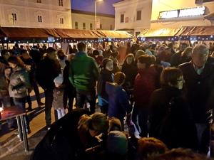 Praznična Sežana okupirala Trg osvoboditve